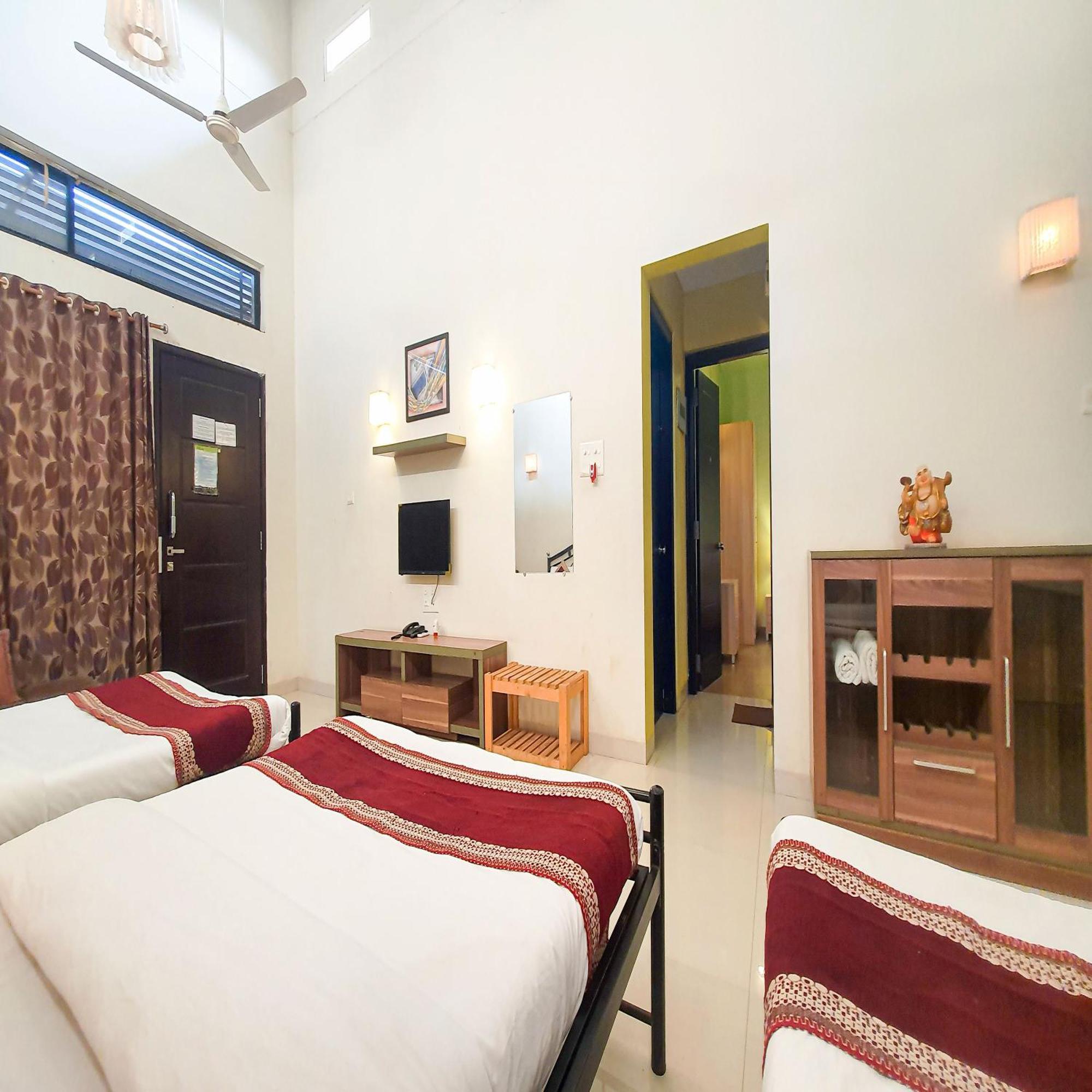 เรน ฟอเรสต์ รีสอร์ต Hotel อิกัตปุรี ภายนอก รูปภาพ