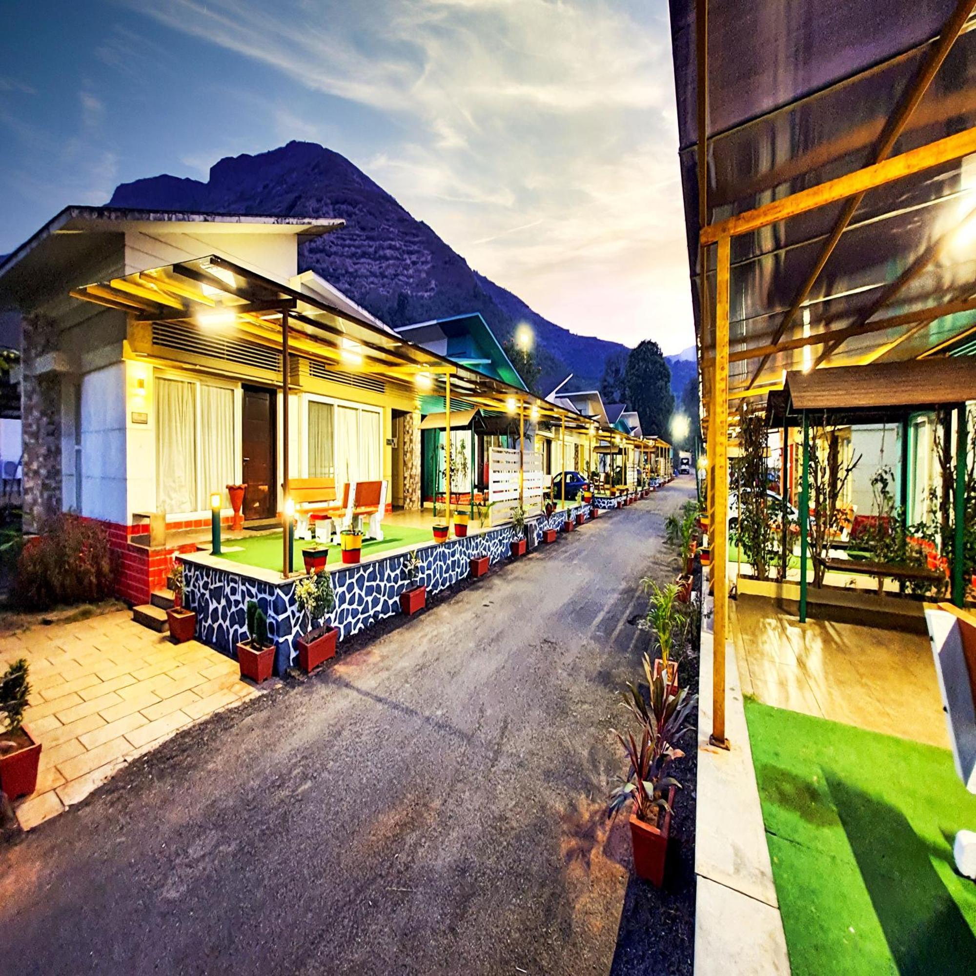 เรน ฟอเรสต์ รีสอร์ต Hotel อิกัตปุรี ภายนอก รูปภาพ