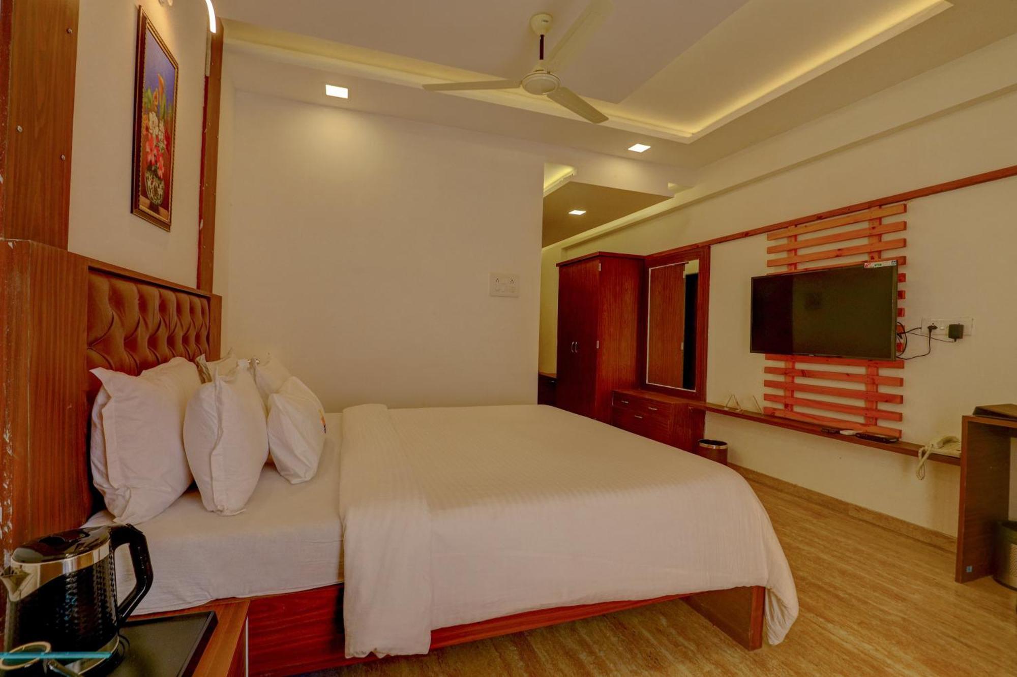 เรน ฟอเรสต์ รีสอร์ต Hotel อิกัตปุรี ภายนอก รูปภาพ
