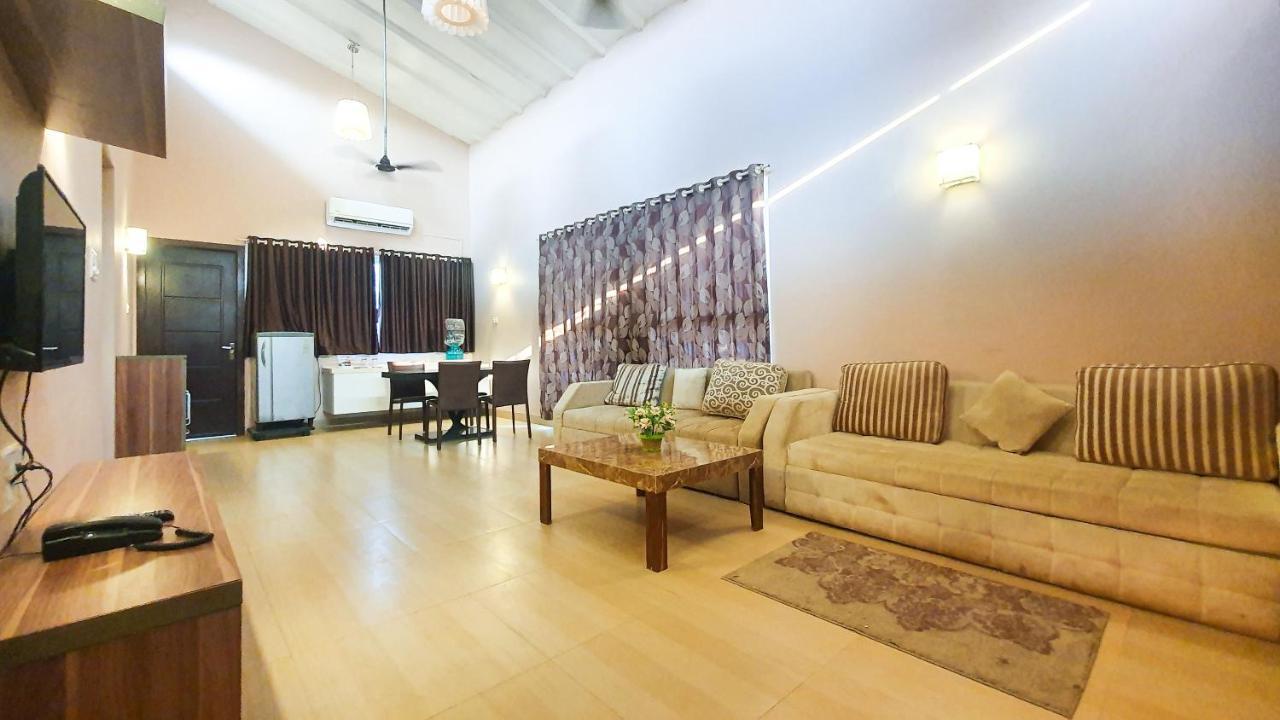 เรน ฟอเรสต์ รีสอร์ต Hotel อิกัตปุรี ภายนอก รูปภาพ