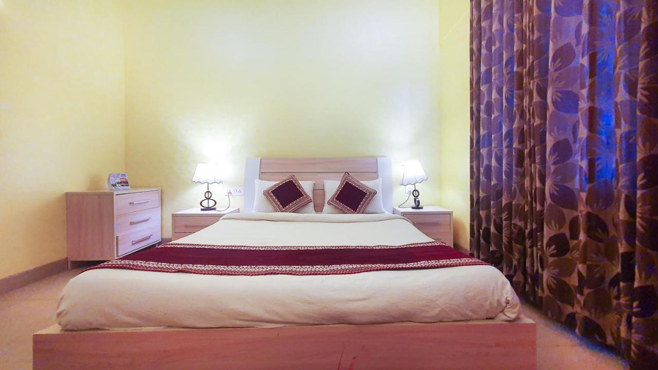 เรน ฟอเรสต์ รีสอร์ต Hotel อิกัตปุรี ภายนอก รูปภาพ